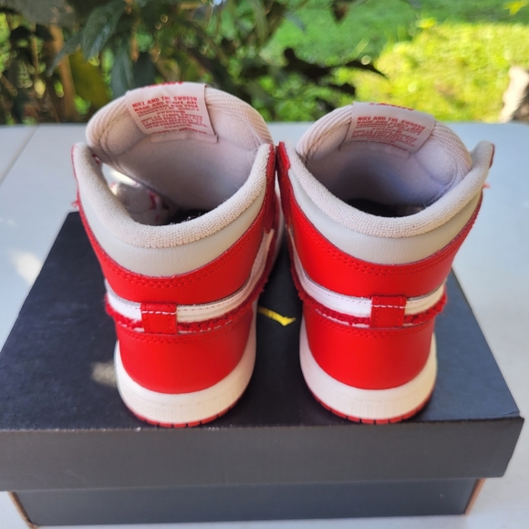 Jordan1/Nike Hightop Retro! Youth BNIB! - Picture 5 of 7